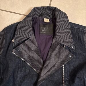 Levi’s women’s biker motorcycle denim jacket M herringbone